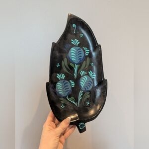Hand-Painted Black Leaf-Shaped Decorative Tray